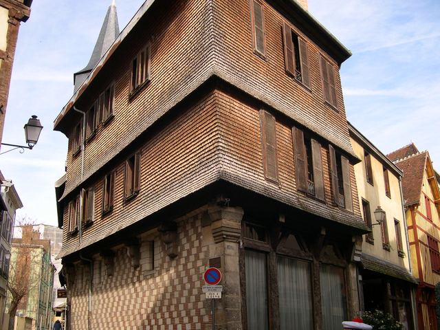  belle maison en bois
